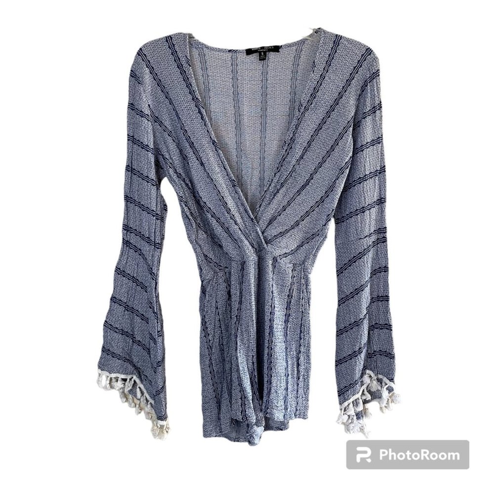 Romeo & Juliet Romper Long Bell Sleeves Tassel Ends Elastic Waist Open Front S